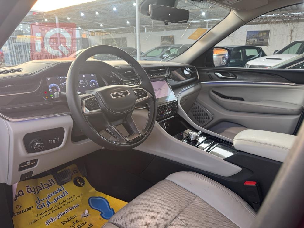 جيب جراند شيروكي